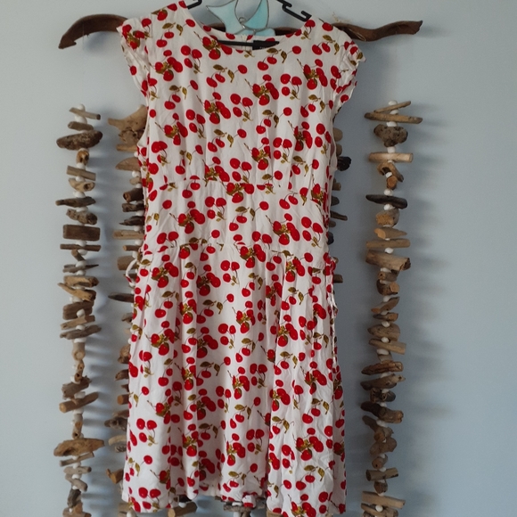 REVIVAL Cherry Print Dress - Picture 5 of 5